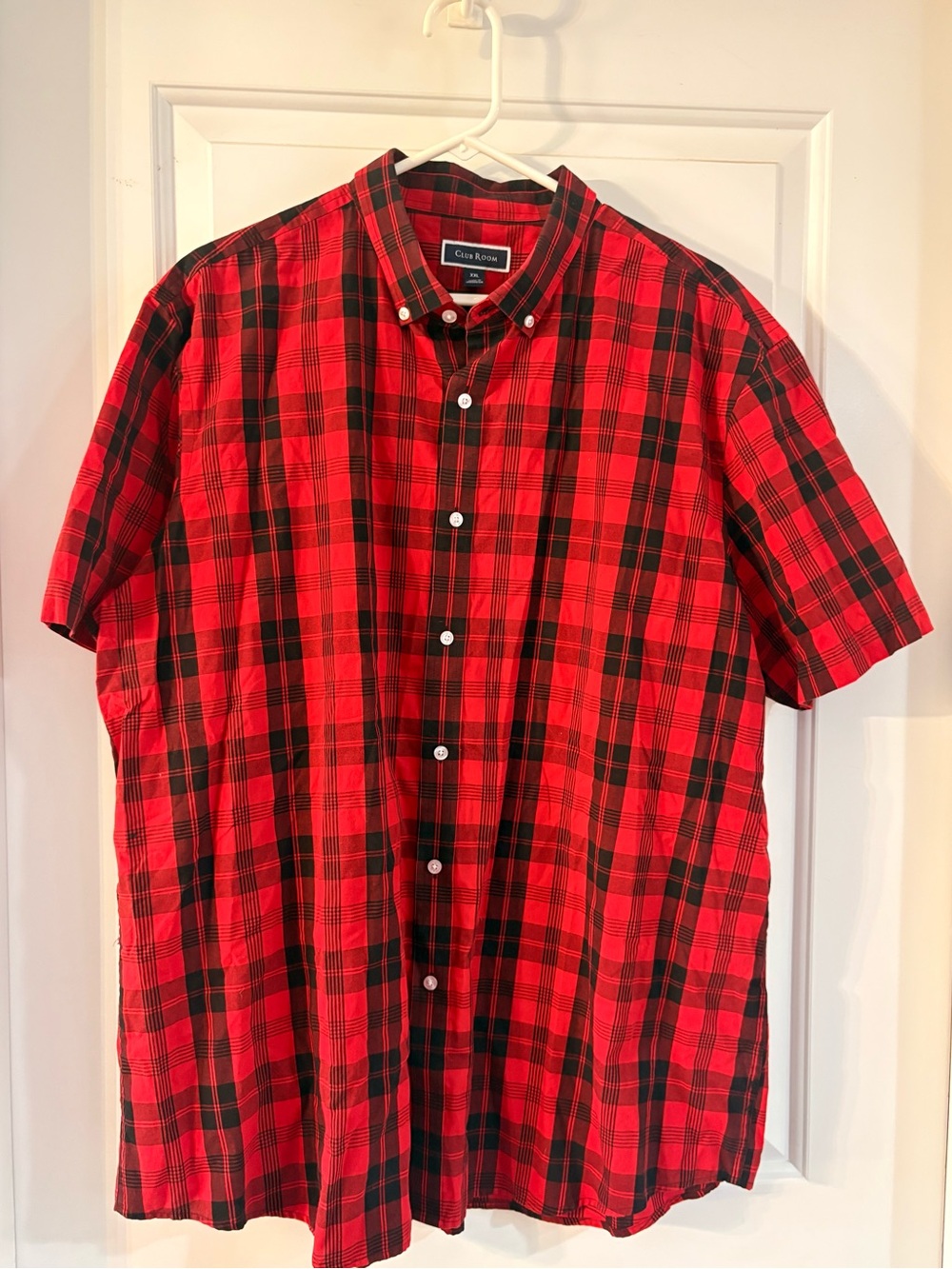 Club Room Red and Black Plaid Short-Sleeve Button-Down Shirt